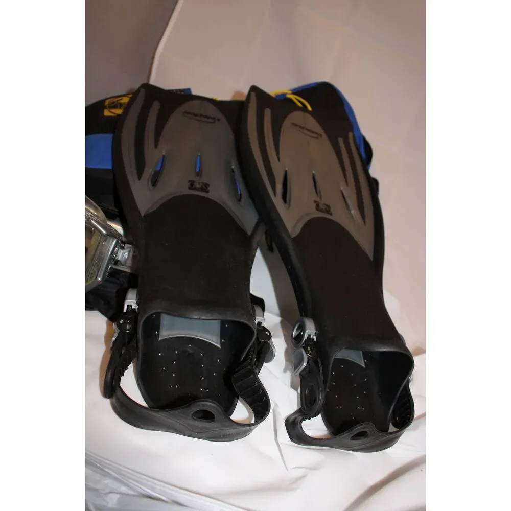 Tempered Blue Fins Snorkel Mask Snorkeling Gear
